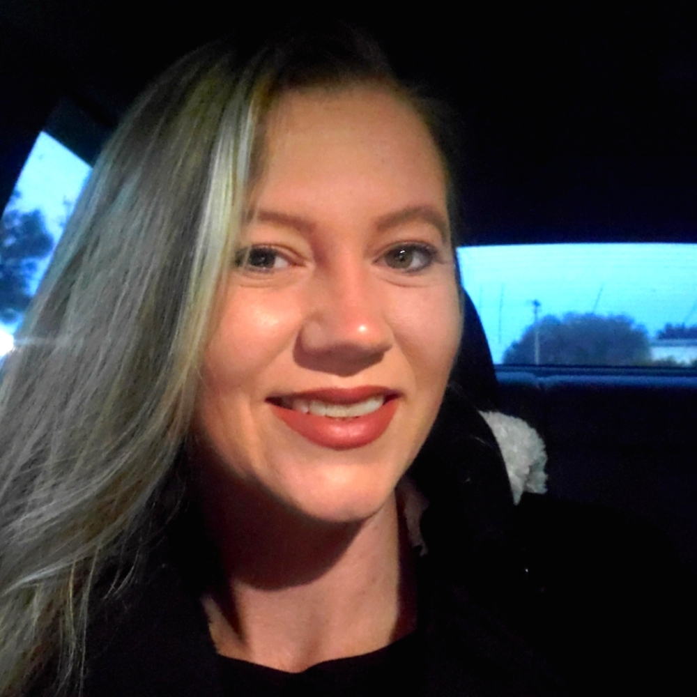 Meet your Posher, Sierra